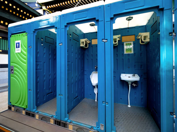 Best Porta potty delivery and setup  in Rome, IL